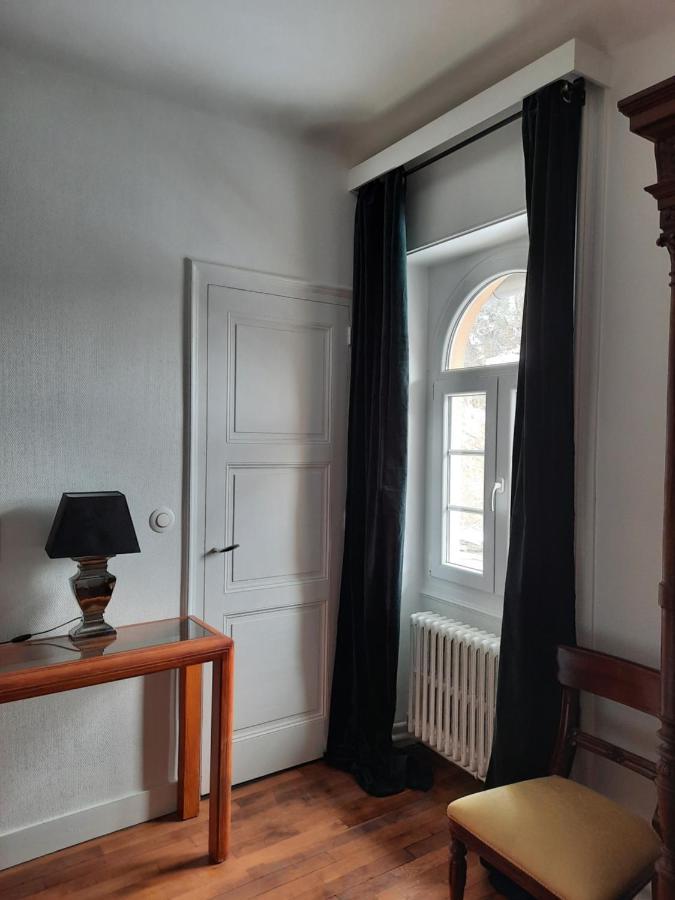 Le Clos Des Soyeux Saint-Victor-sur-Rhins Exterior photo